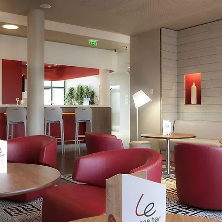 Hotel Campanile Est - La Cité