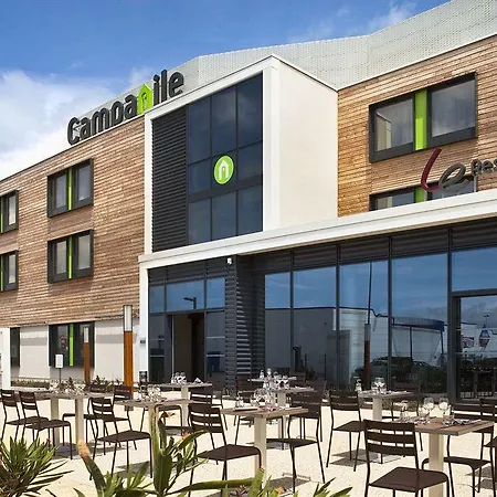 Campanile Est - La Cite Hotel