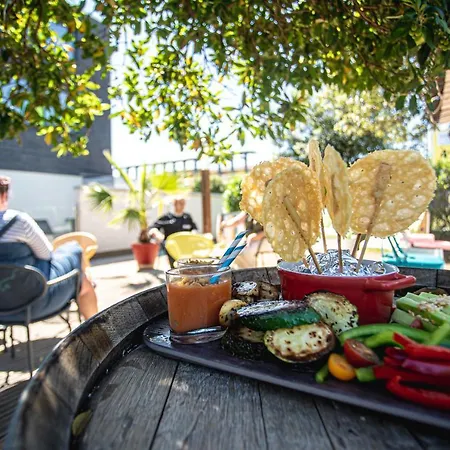 Campanile Est - La Cite Carcassonne