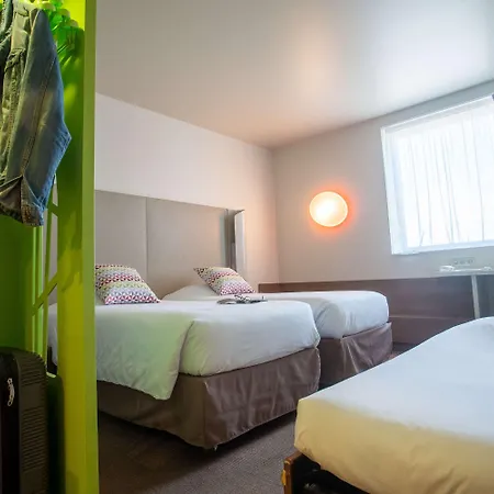 Campanile Est - La Cité Hotel 3*