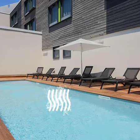 Hotel Campanile Est - La Cité 3*