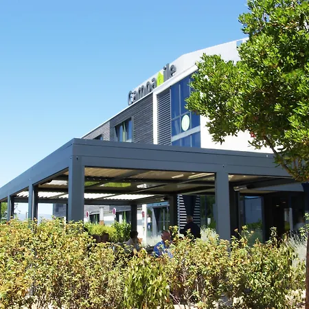 Campanile Est - La Cite Hotel Carcassonne