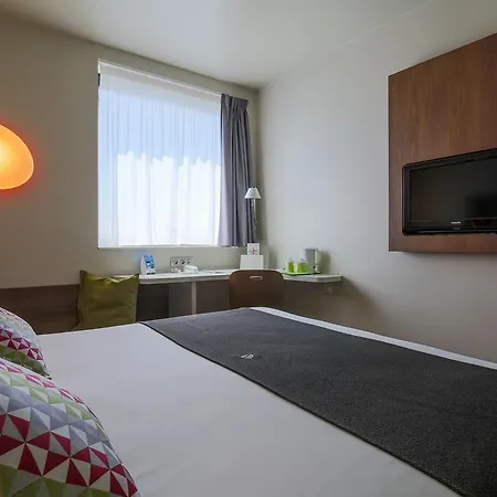 Campanile Est - La Cité Hotel 3*